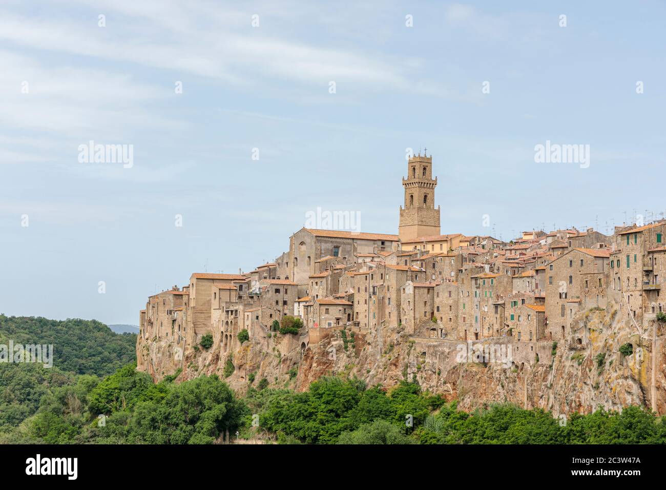 The medieval hill town of Sorano built on a tuff rock cliff, Tuscany, Italy Stock Photo