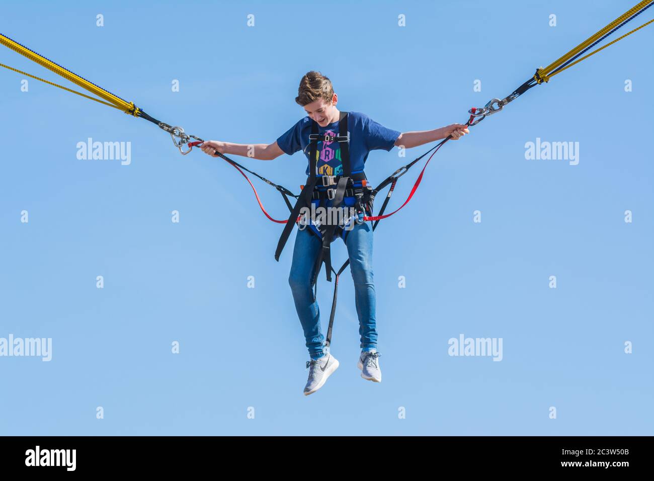 Bungee ropes ride hi-res stock photography and images - Alamy