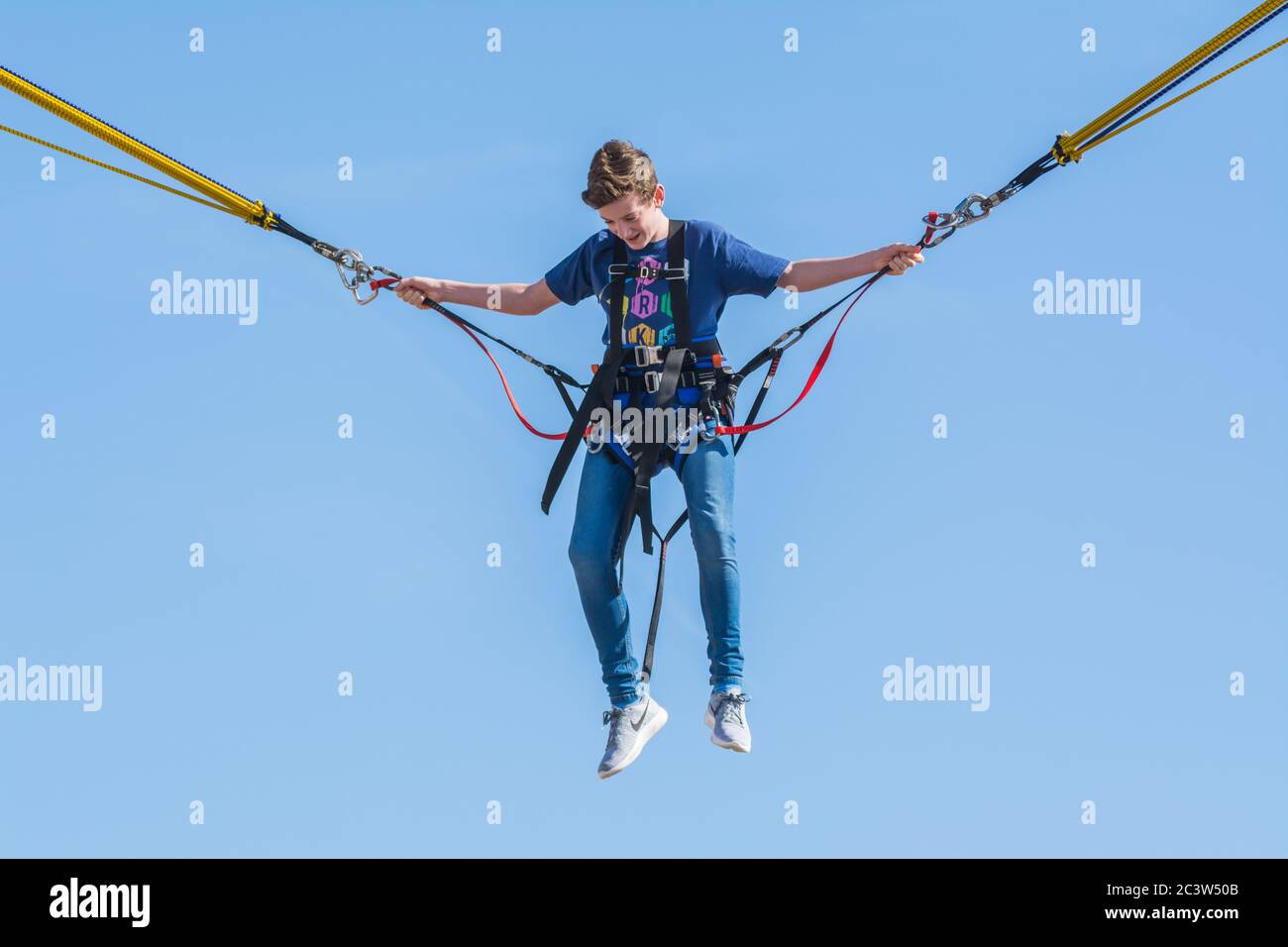 Bungee rope ride hi res stock photography and images Alamy