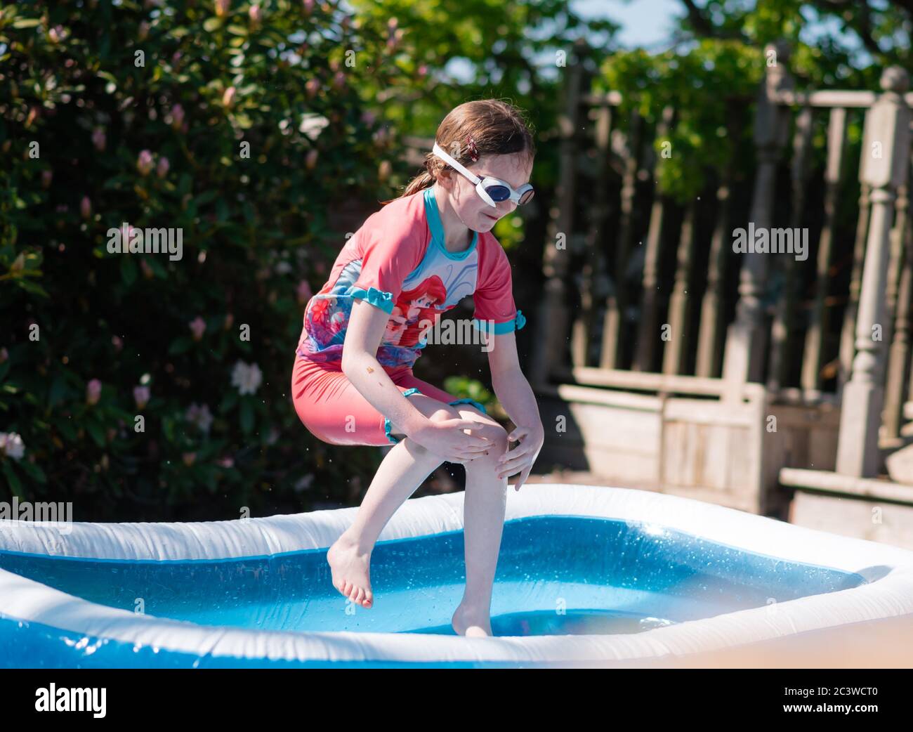 Outdoor paddling pool hires stock photography and images Alamy