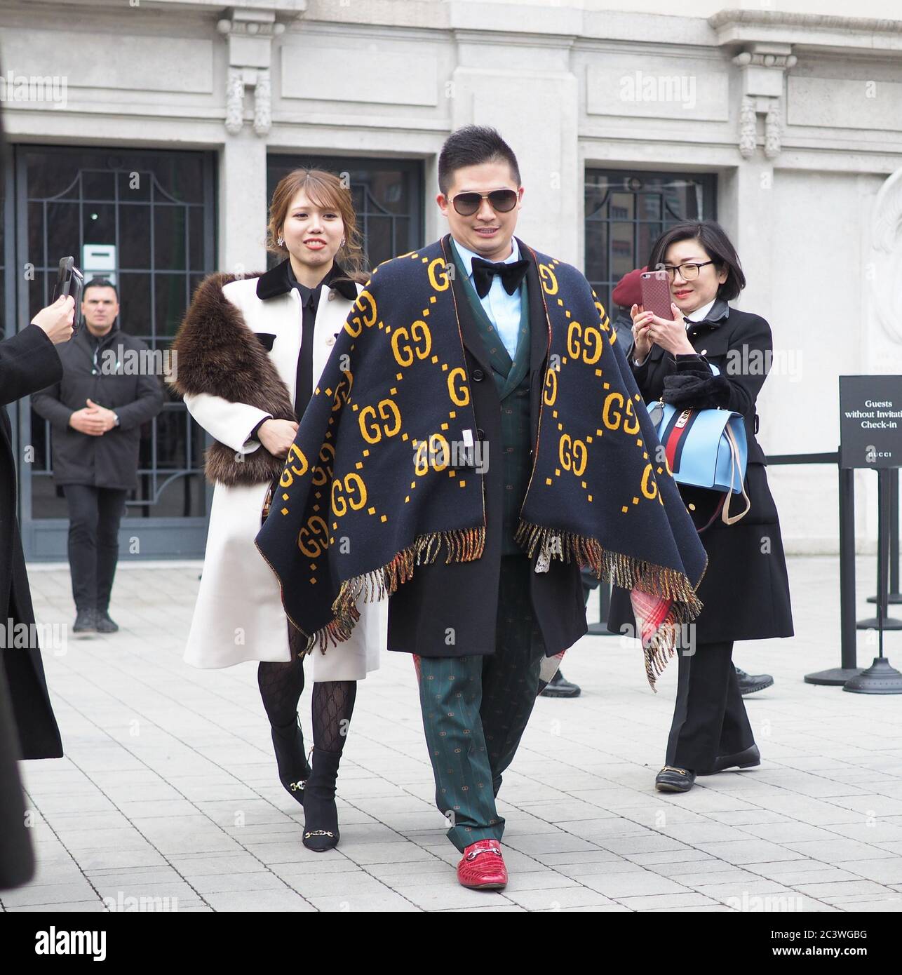 Milan, Italy, 14 January 2020:Fashion bloggersstreet style outfits after Gucci  fashion show during Milano fashion week 2020 Stock Photo - Alamy