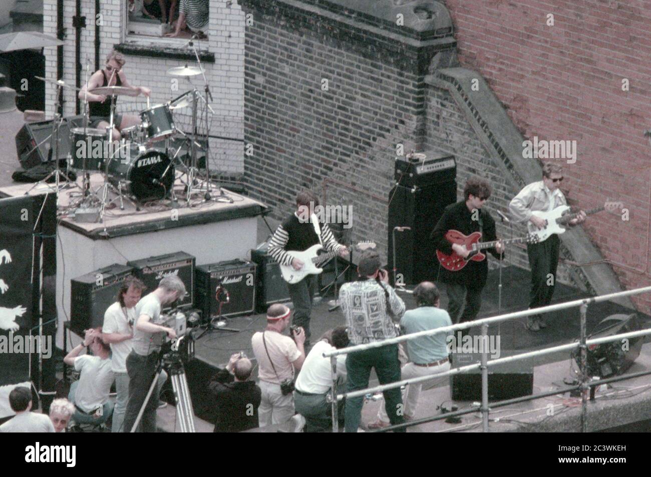 Beatles rooftop hi-res stock photography and images - Alamy