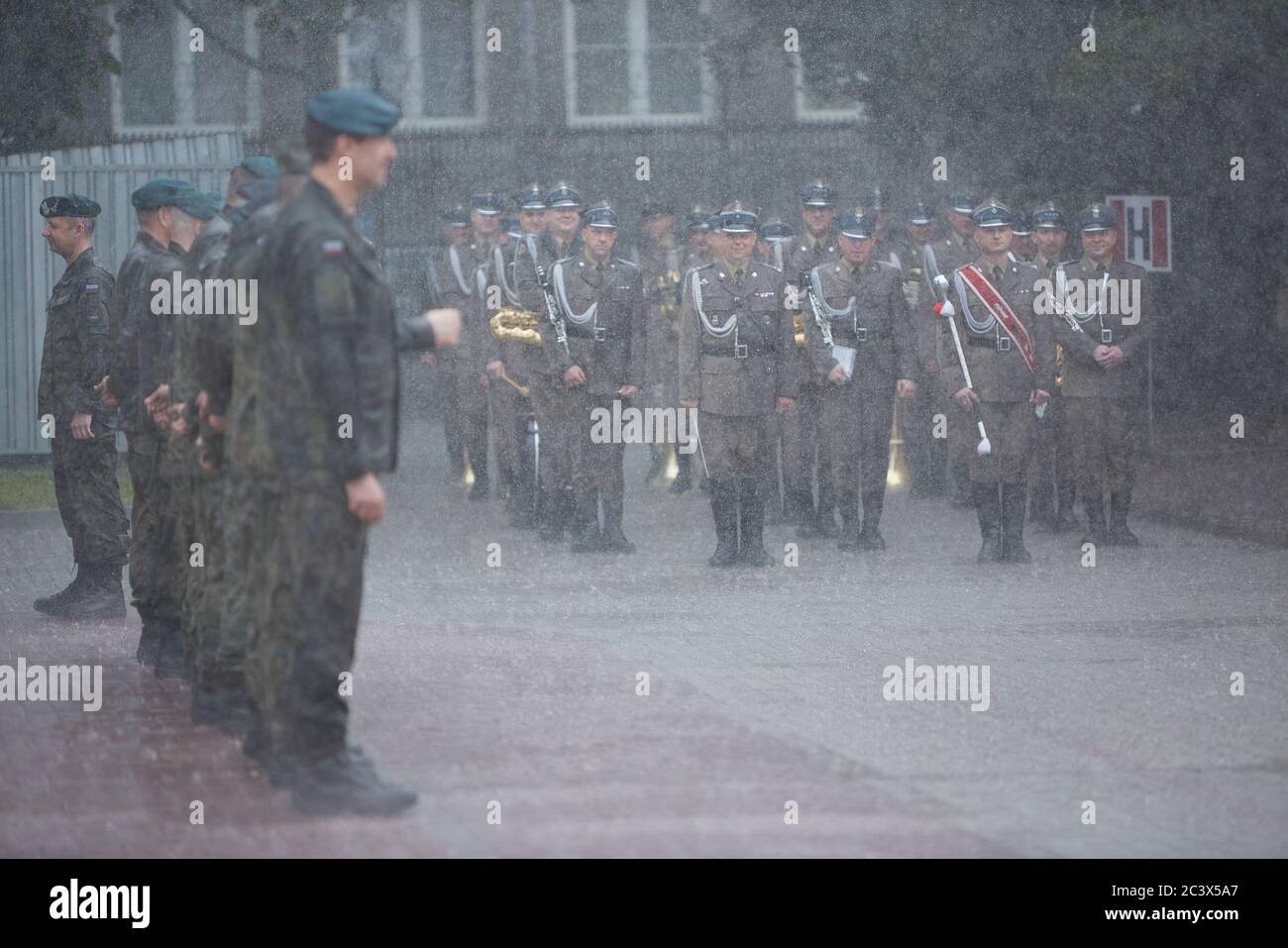 Warsaw, Mazovian, Poland. 22nd June, 2020. General RAJMUND TOMASZ ANDRZEJCZAK The Chief Of The General Staff Of The Polish Army Hosted General JORG VOLLMER, Commander Of The Allied Command Of The Combined Forces In Brunssum(Allied Joint Force Command - JFC).in the picture: Credit: Hubert Mathis/ZUMA Wire/Alamy Live News Stock Photo