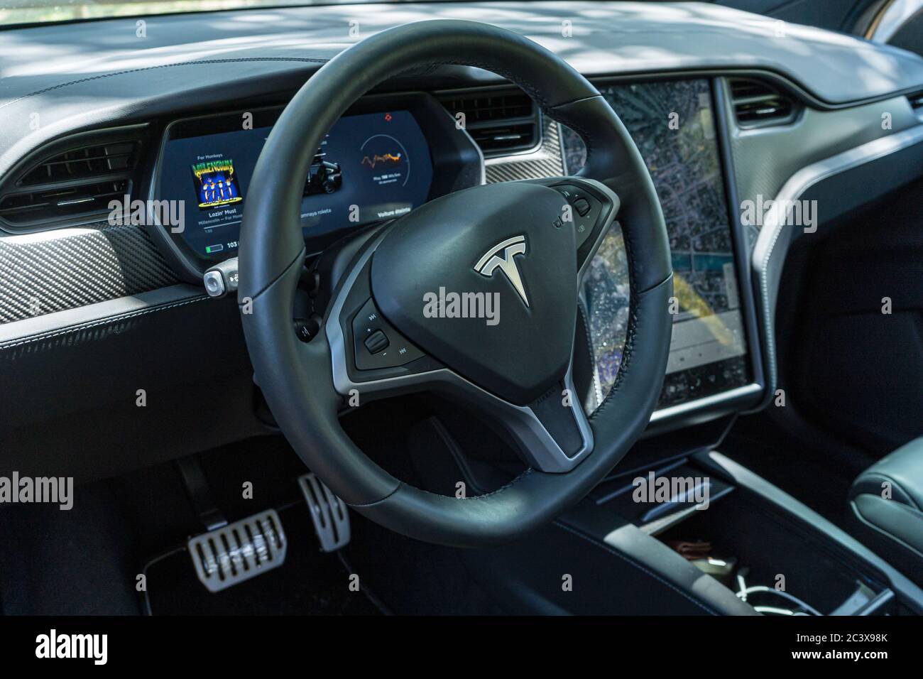 Hossegor France 22 06 Tesla Dashboard Car Interior Details Luxury Beauty Concept High Quality Photo Stock Photo Alamy Hossegor France 22 06 Tesla Dashboard Car Interior Details Luxury Beauty Concept High Quality Photo Stock Photo Alamy