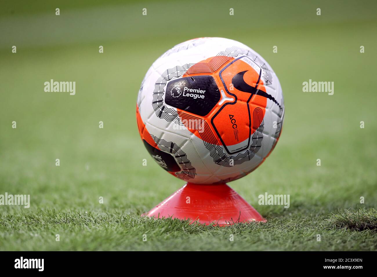 Nike Merlin match ball during the Premier League match at the Etihad  Stadium, Manchester Stock Photo - Alamy