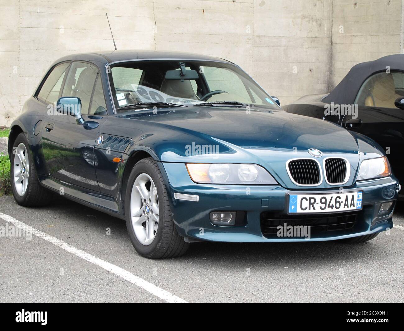 Bordeaux , Aquitaine / France - 06 14 2020 : BMW Z3 shooting brake coupe sports car Stock Photo