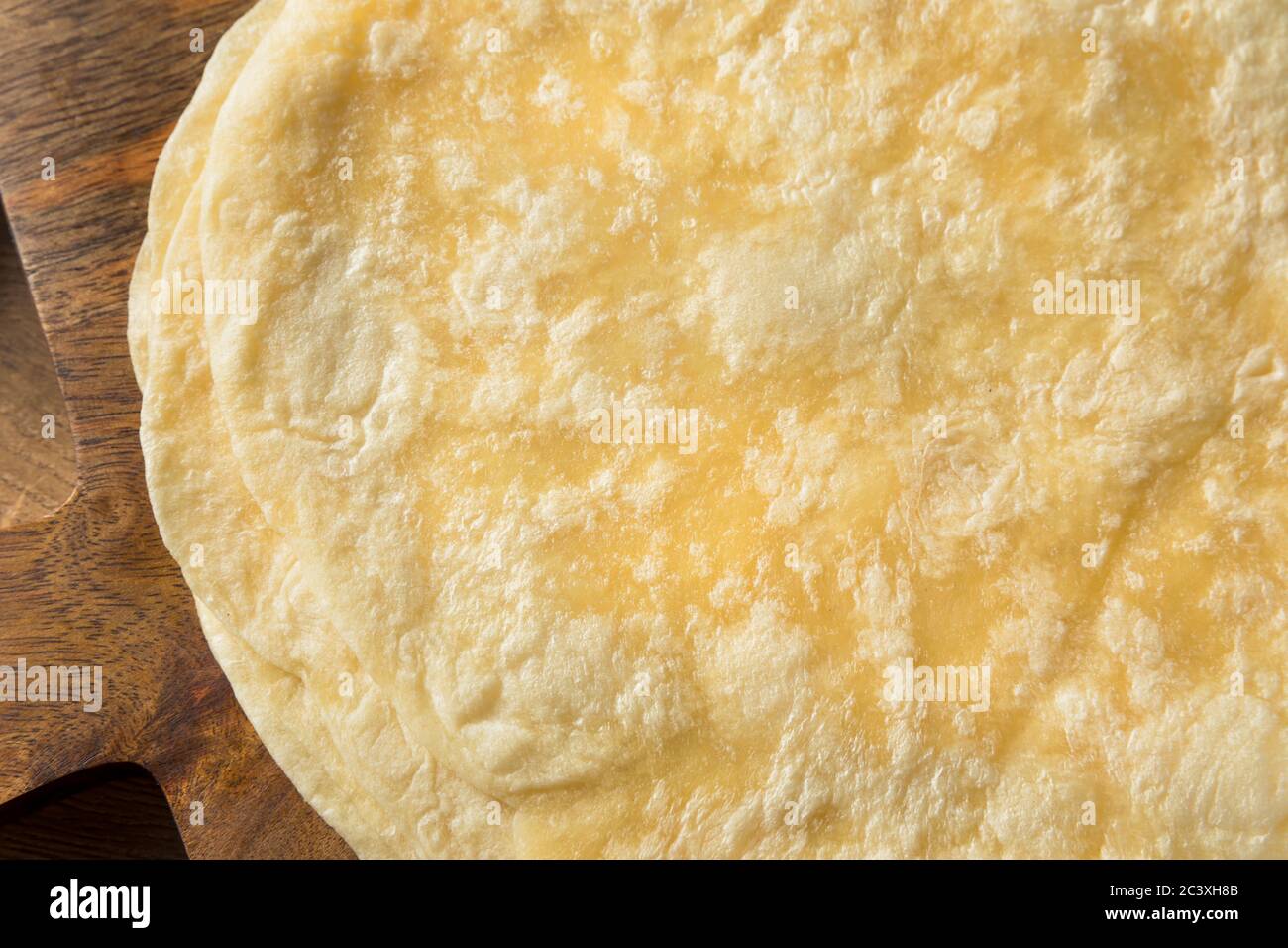 Homemade Fresh Flour Tortillas Ready to Cook Stock Photo Alamy