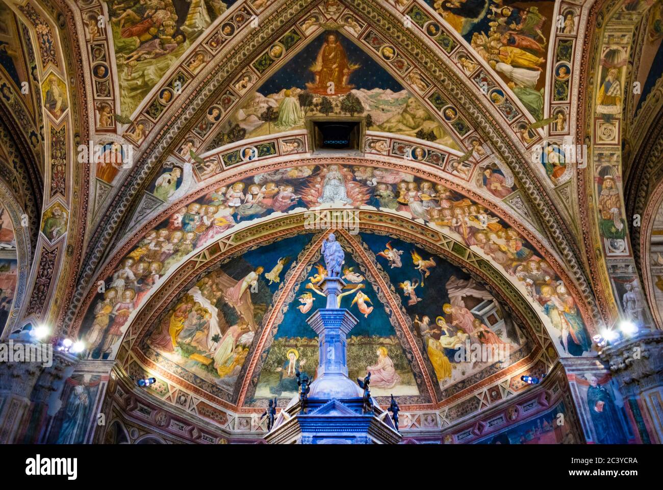 Siena baptistery hi-res stock photography and images - Alamy