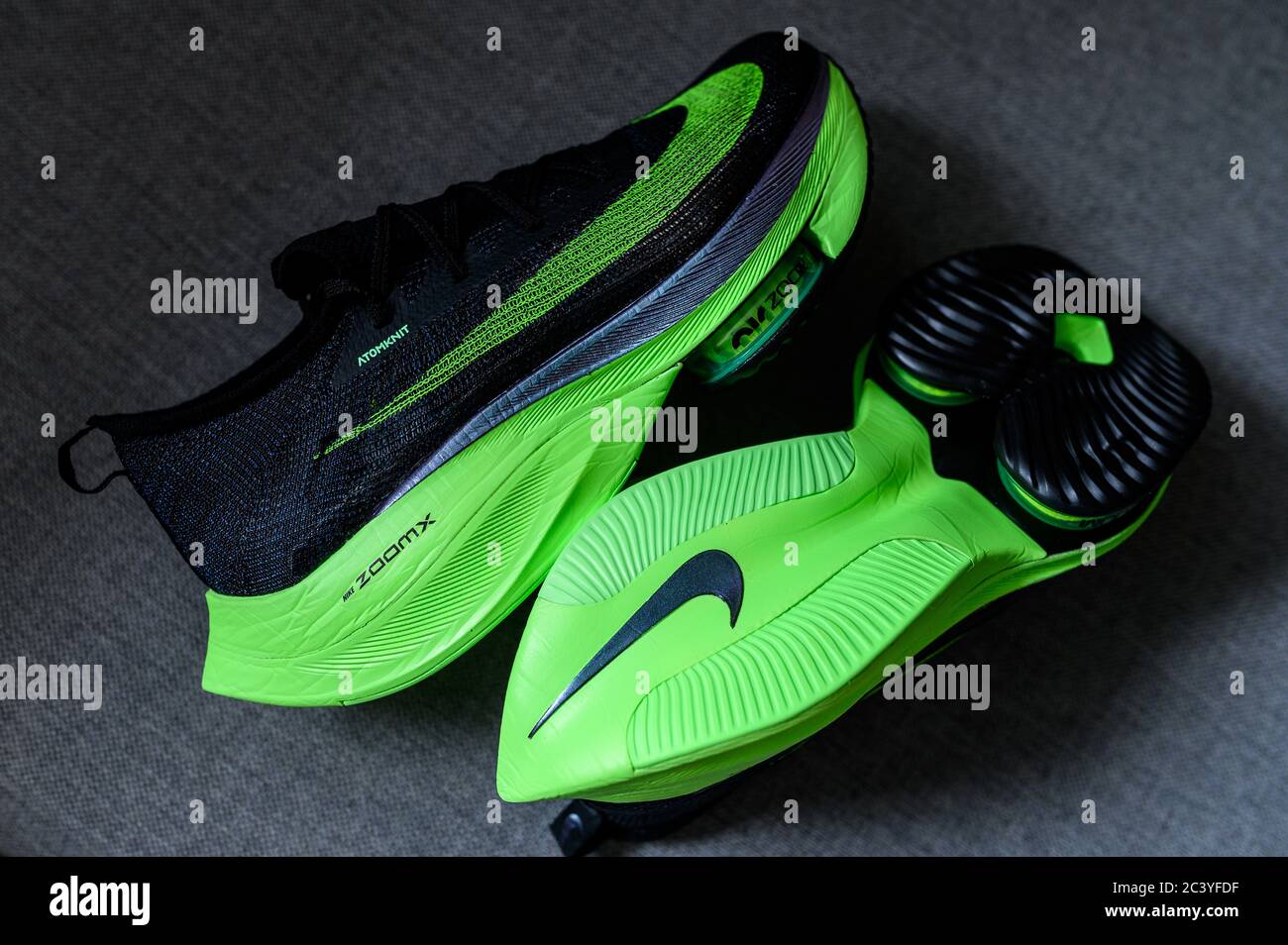 Nike zoom top fly 2020