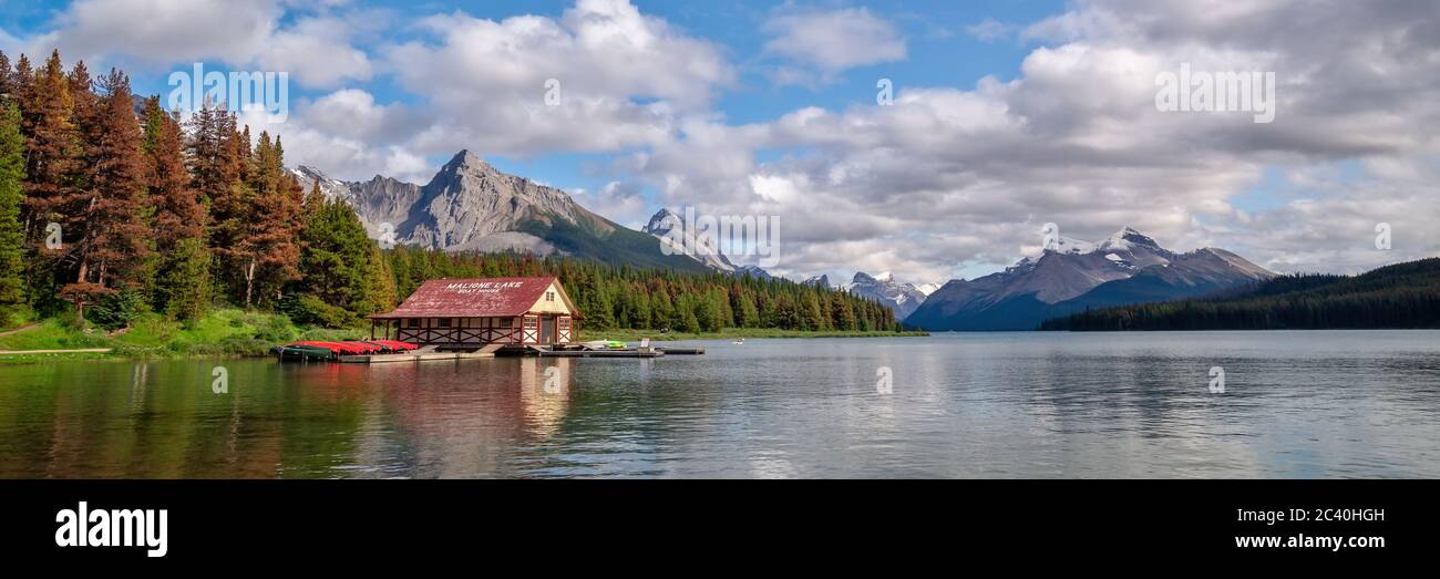 Panorama of a Boat house at Maligne lake in Jasper National Park, Alberta, Rocky Mountains, Canada Stock Photo