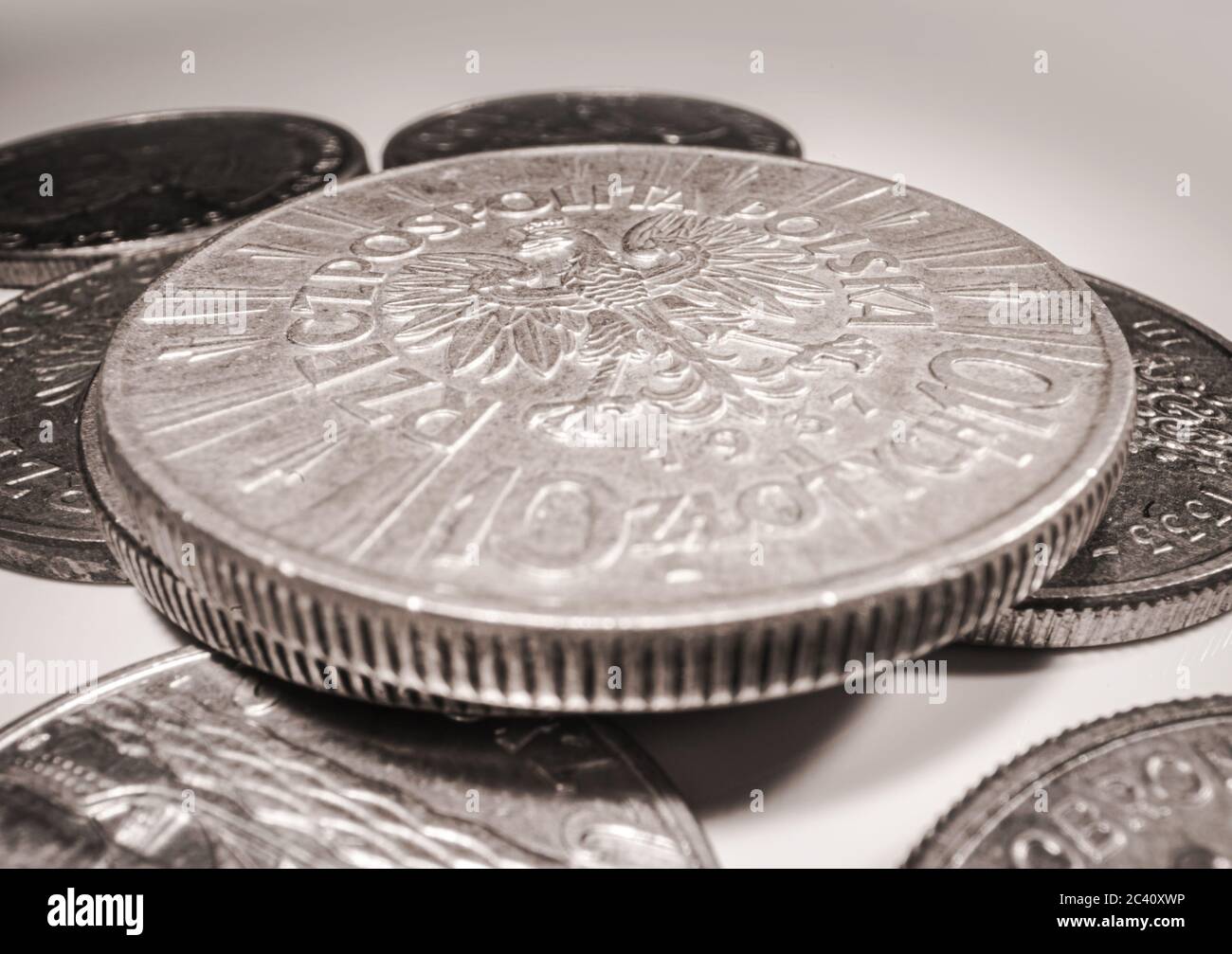 Collectible Vintage Polish Currency Metal Coin. Ten Polish Zlotych