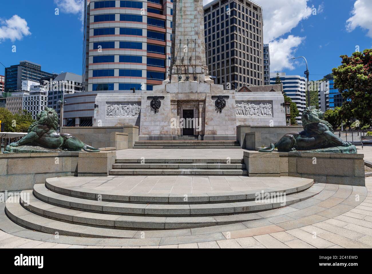 The  Two bronze lions of the Wellington Cenotaph at intersection Lambton Quay / Bowen Street, also known as the Wellington Citizens' War Memorial. Stock Photo
