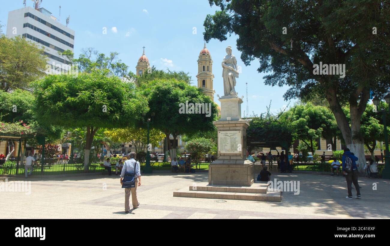San Miguel de Piura, Piura / Peru - April 5 2019: People walking in the Plaza de Armas with the Cathedral of Piura in the background in the center of Stock Photo