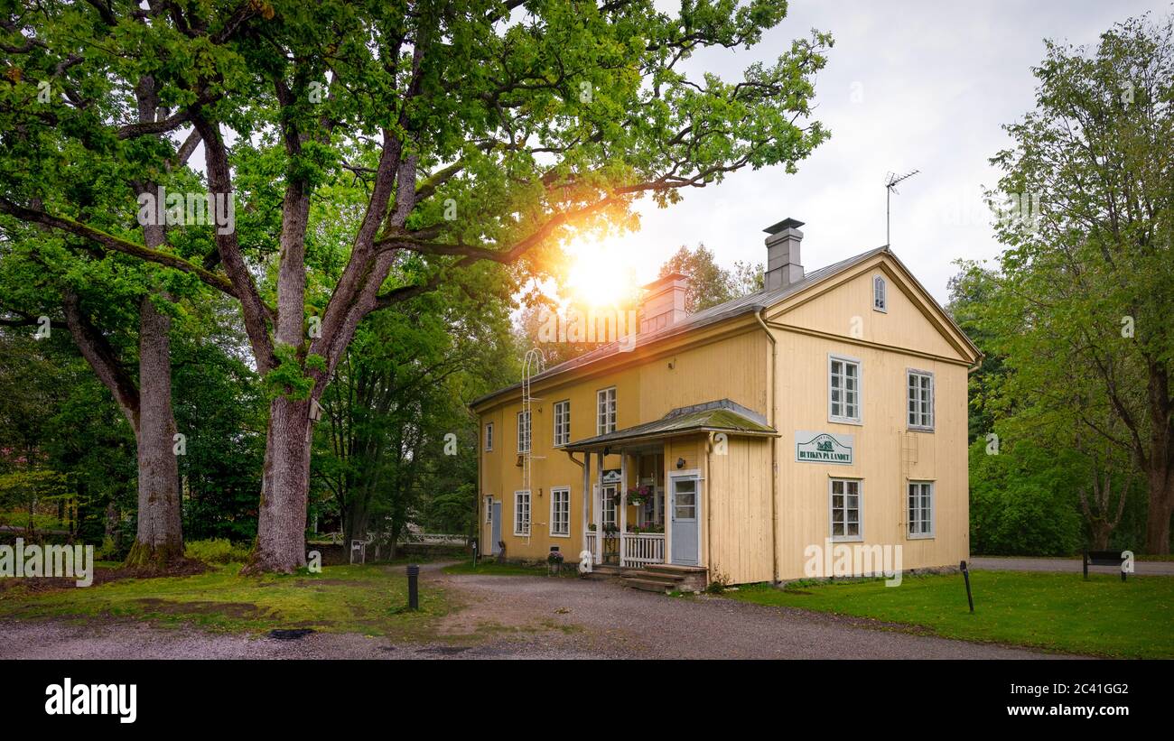 Fiskars Village, Finland - September 24, 2019: The old country store in  Fiskars Village, Finland providing clothing and decoration Stock Photo -  Alamy