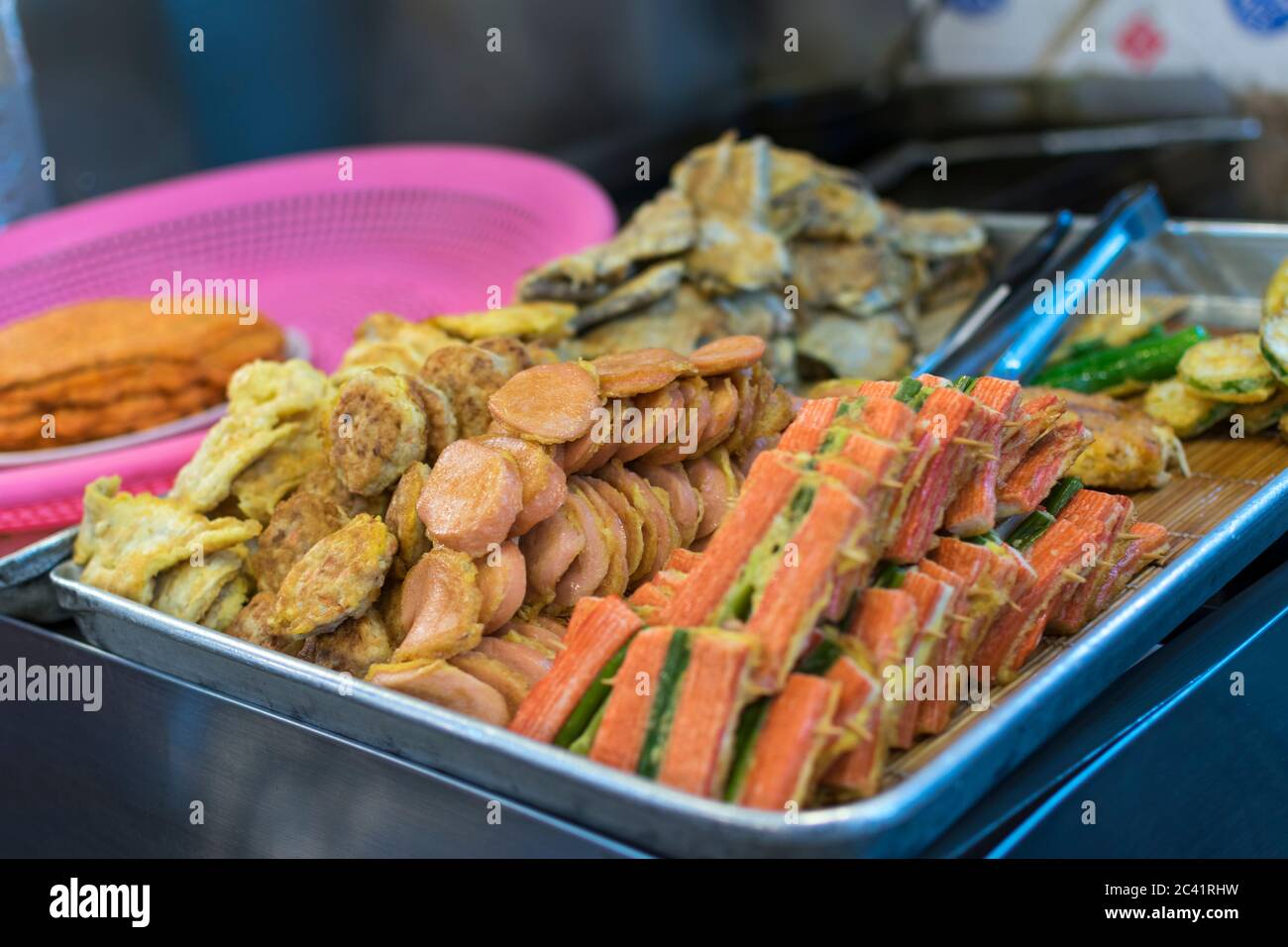 Street food in Seoul, Korea Stock Photo - Alamy
