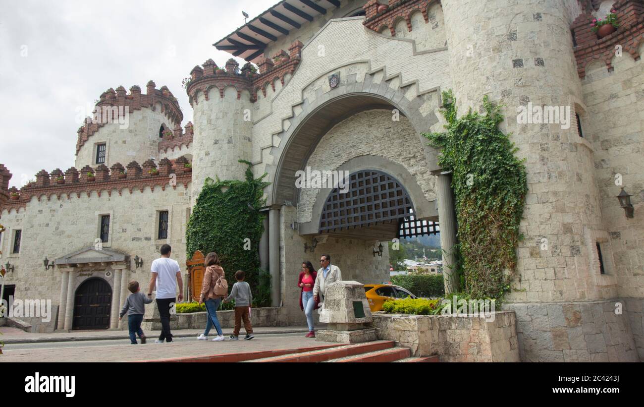 Inmaculada Concepcion de Loja, Loja / Ecuador - March 31 2019: People crossing the monument The city gate, built in 1998, inside the castle operates a Stock Photo