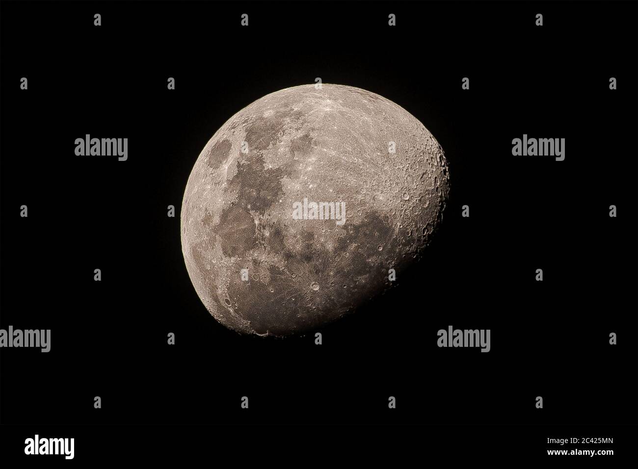 Gibosa creciente hi-res stock photography and images - Alamy