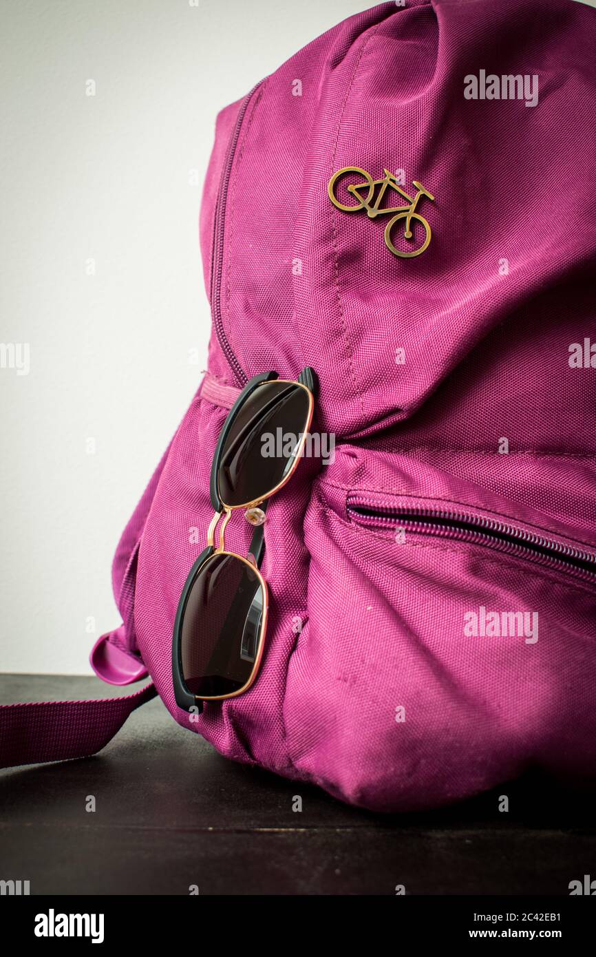 Purple bag hi-res stock photography and images - Alamy