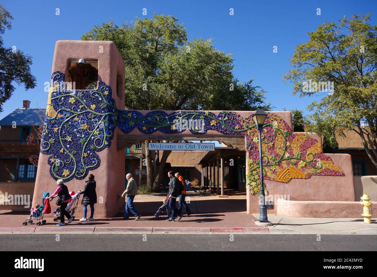 Sign welcoming people to the old town in Albuquerque, NM Stock Photo