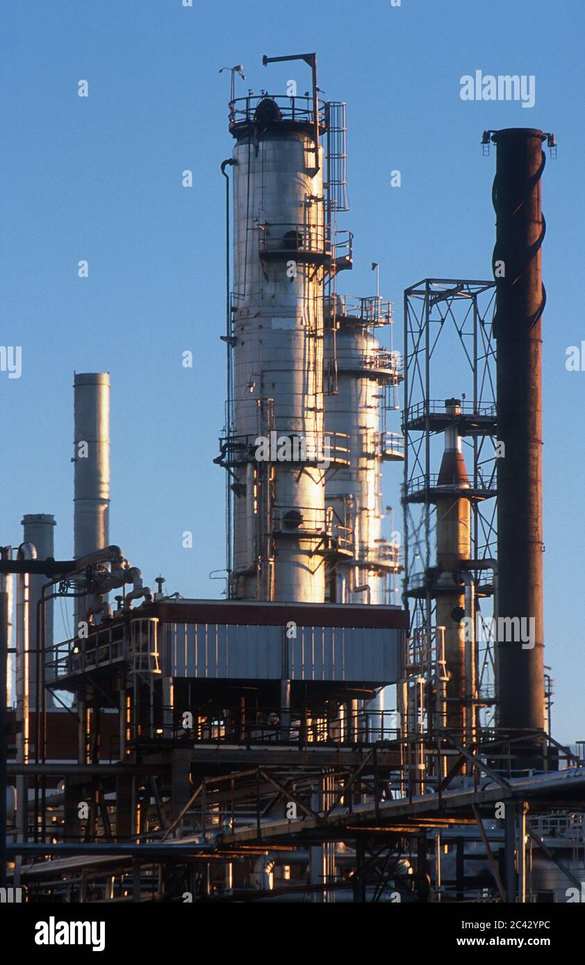 Oil refinery laurel montana usa hires stock photography and images Alamy