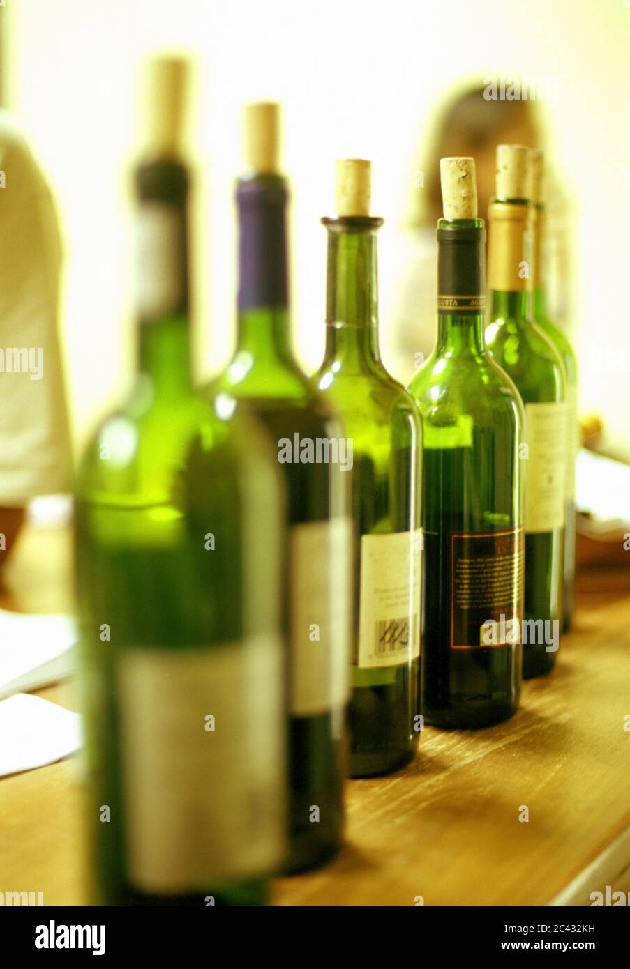 Chachi Botule Row of different wine bottles hi-res stock photography and images - Alamy
