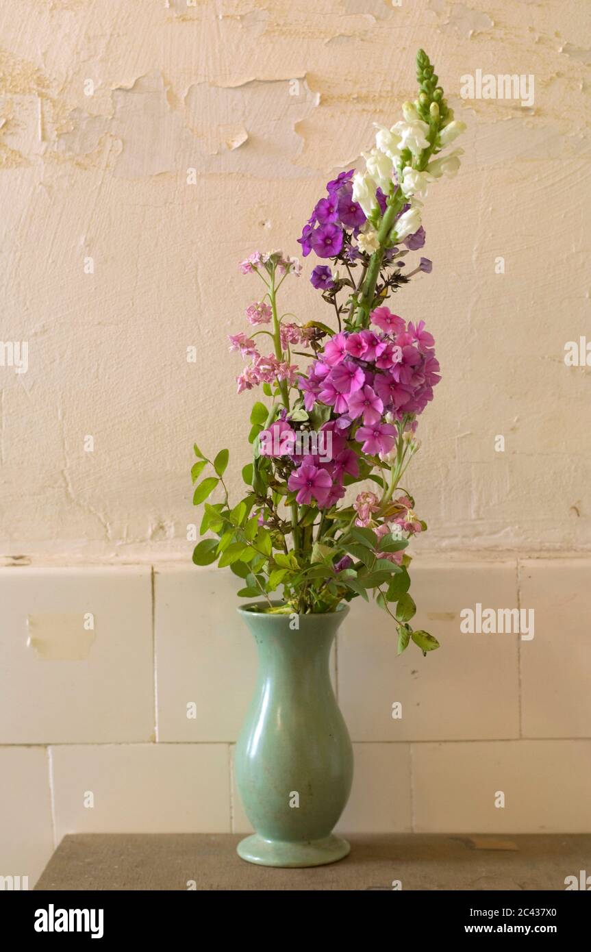 Summer flowers in a vase Stock Photo - Alamy