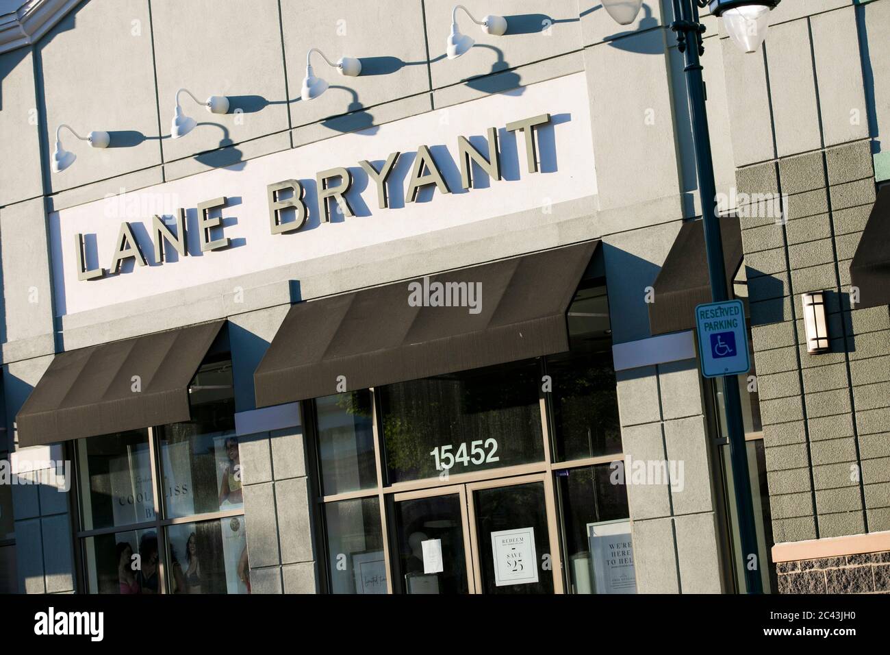Lane bryant store hi-res stock photography and images - Alamy