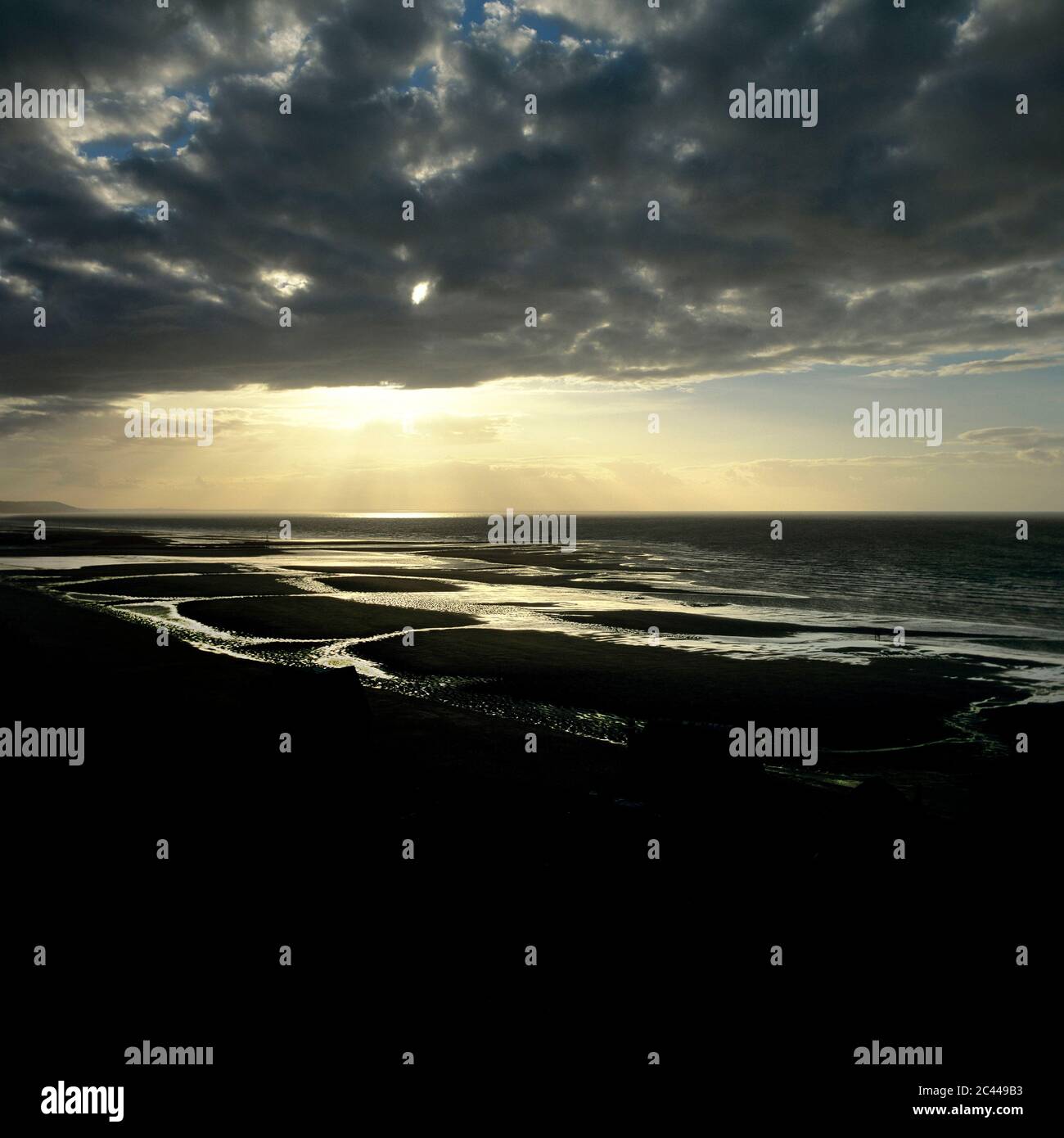 Stormy sky over houses hi-res stock photography and images - Alamy