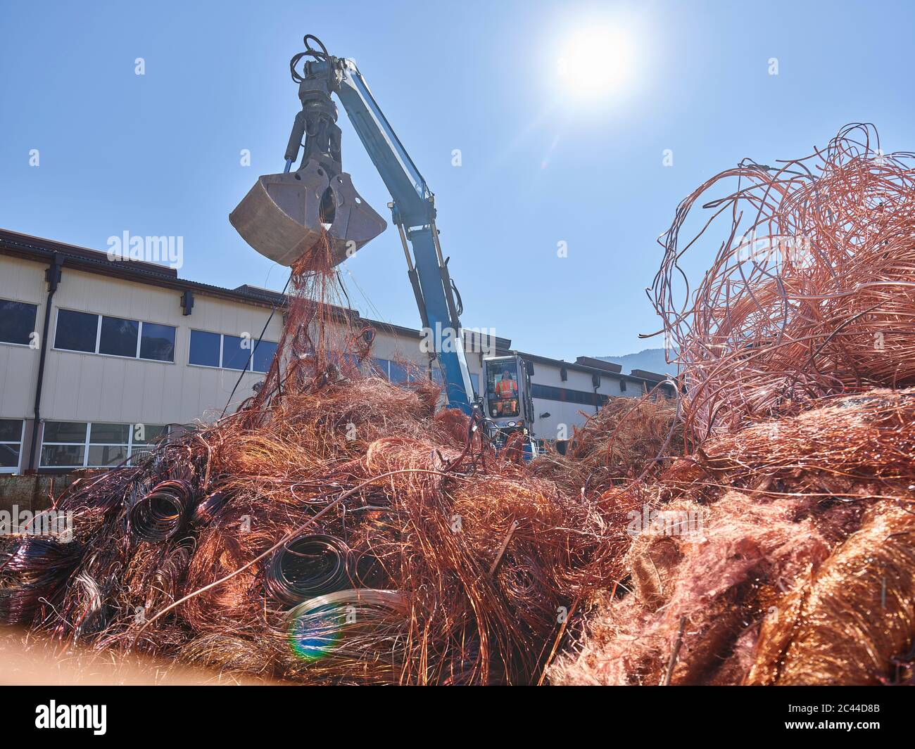 Austria, Tyrol, Brixlegg, Electronic copper wires being recycled in junkyard Stock Photo
