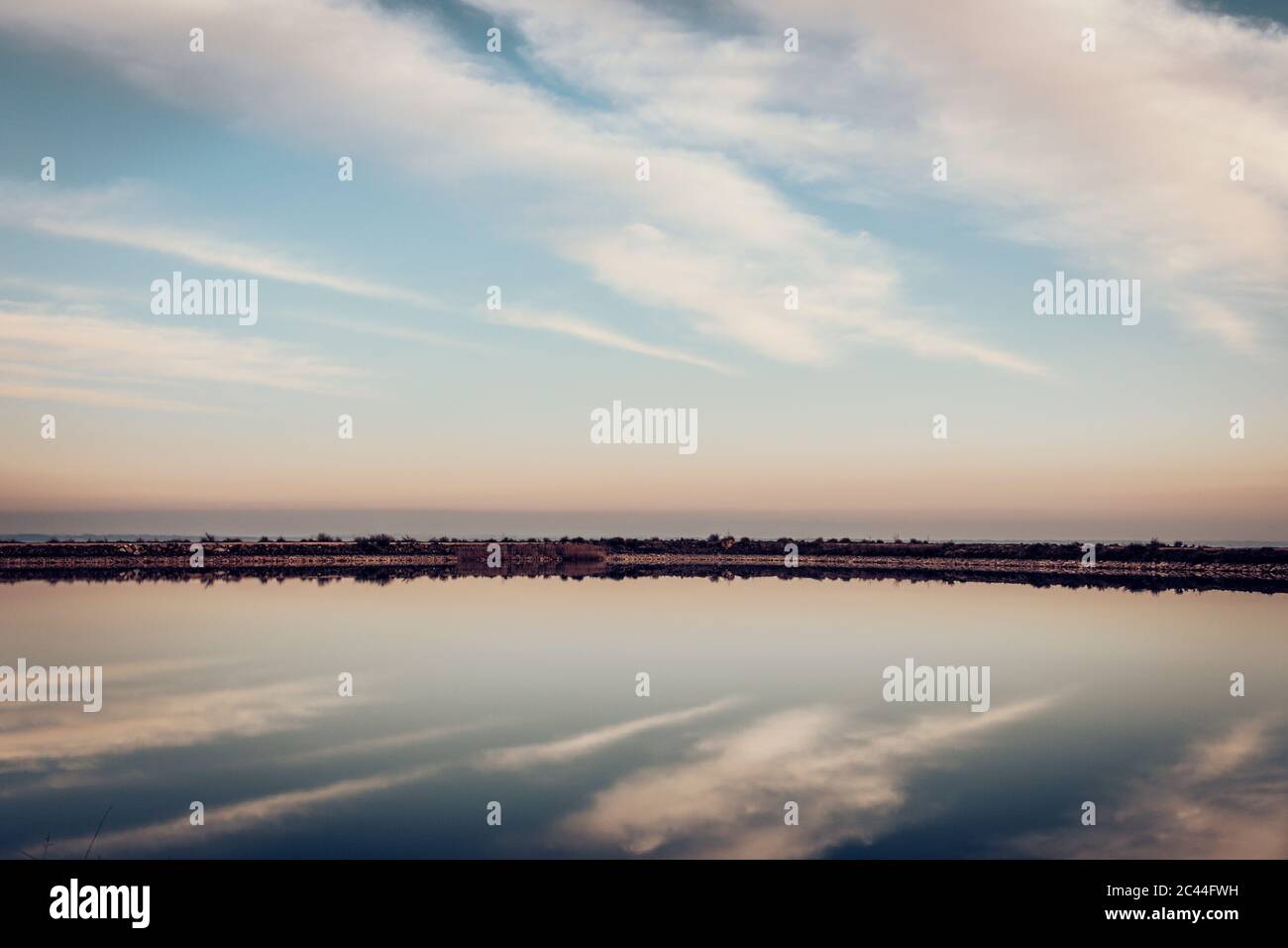 Calm lake hi-res stock photography and images - Alamy