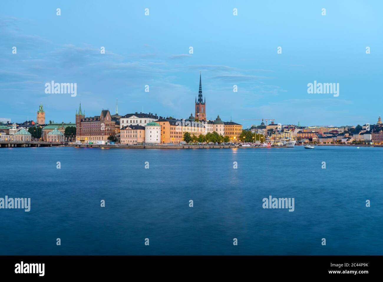 Sweden, Sodermanland, Stockholm, Riddarholmen and Malaren lake at dusk Stock Photo
