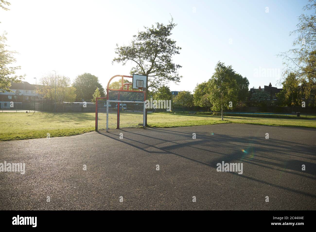 UK, England, London, Empty basketball court in Colliers Wood Stock Photo