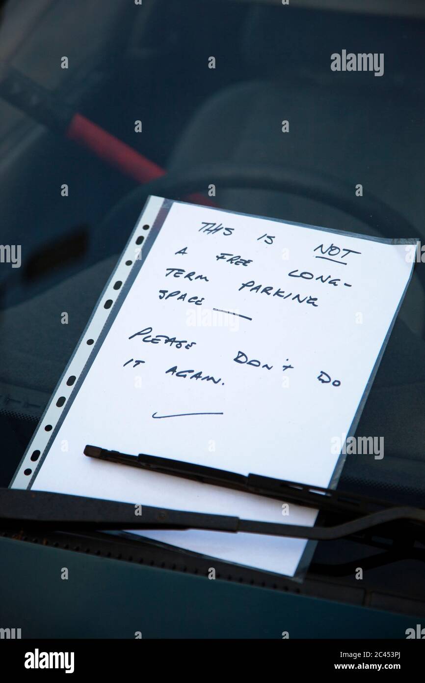Wind Shield Paper Paper on windshield hi-res stock photography and images - Alamy