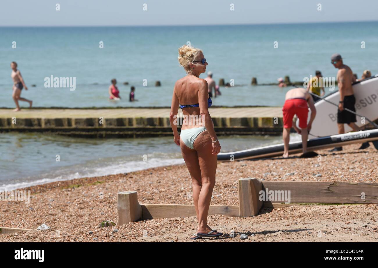 YANGSANJIN European and American bikini sexy big boobs gathered small  breasts three-point beach hot springs beach split swimsuit women :  : Fashion