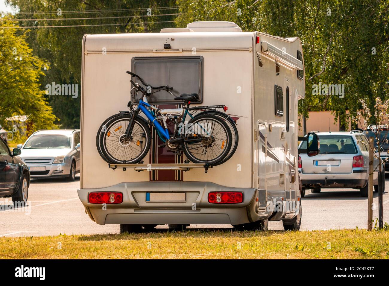 Bike rack for online motorhome with rear window