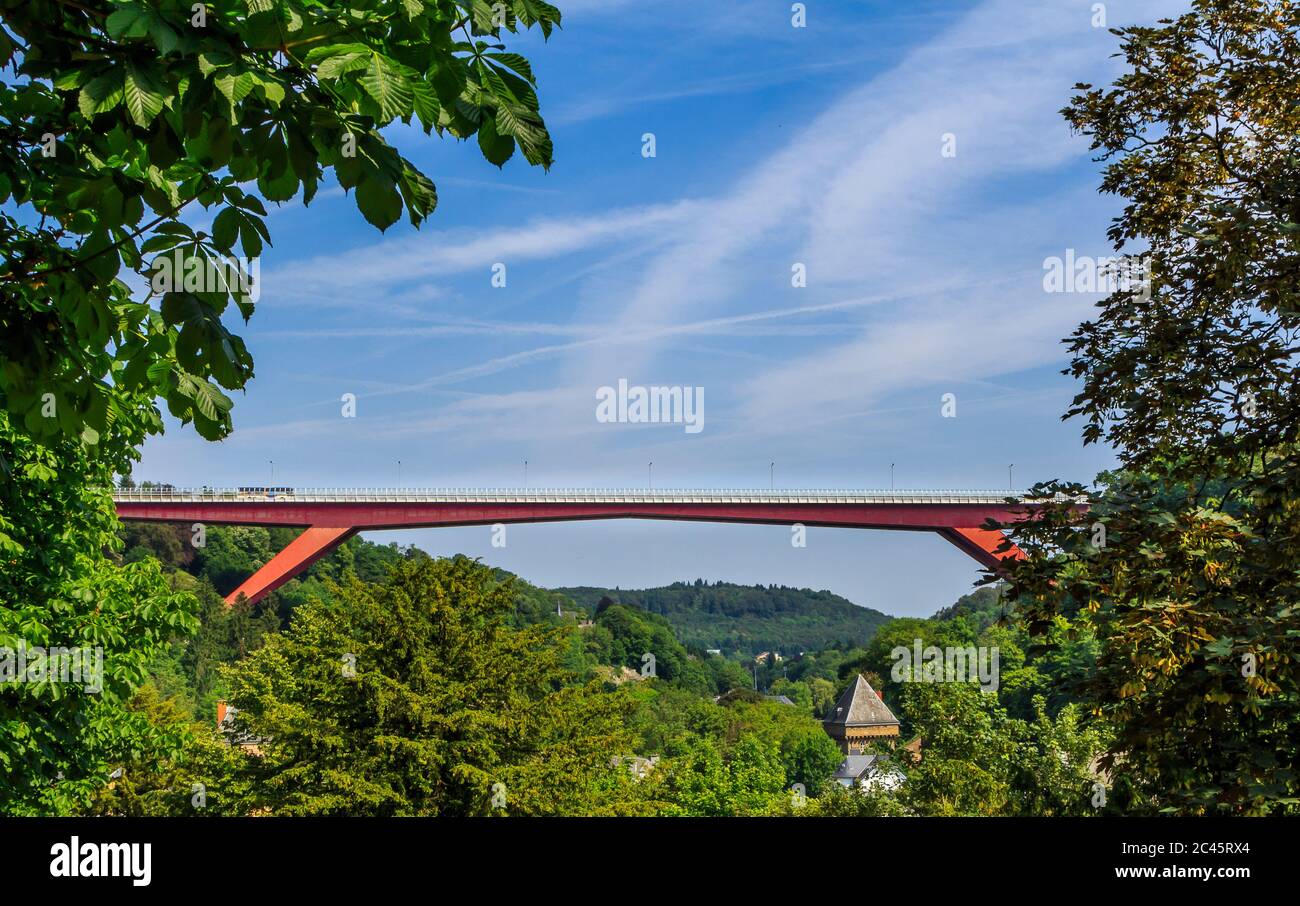 Red Bridge Grande Duchesse Charlotte in Luxemburg in Europe leading to Kirchberg Stock Photo