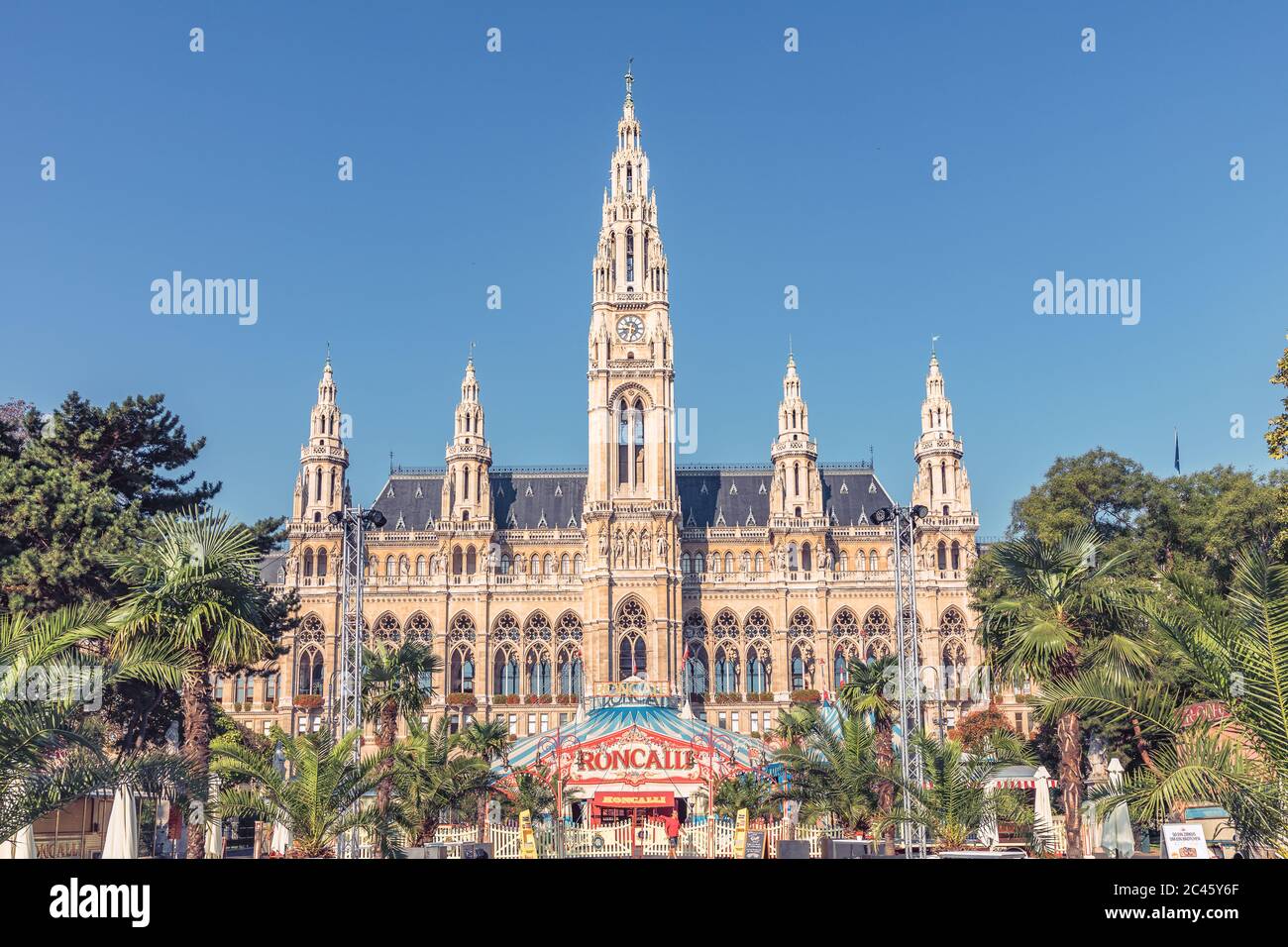 Vienna City Hall Stock Photo Alamy