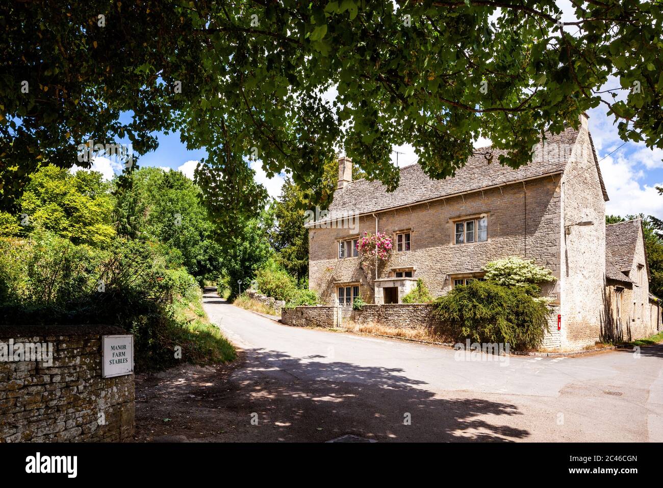 An 18th century (1790) stone house in the Cotswold village of Ablington, Gloucestershire UK Stock Photo