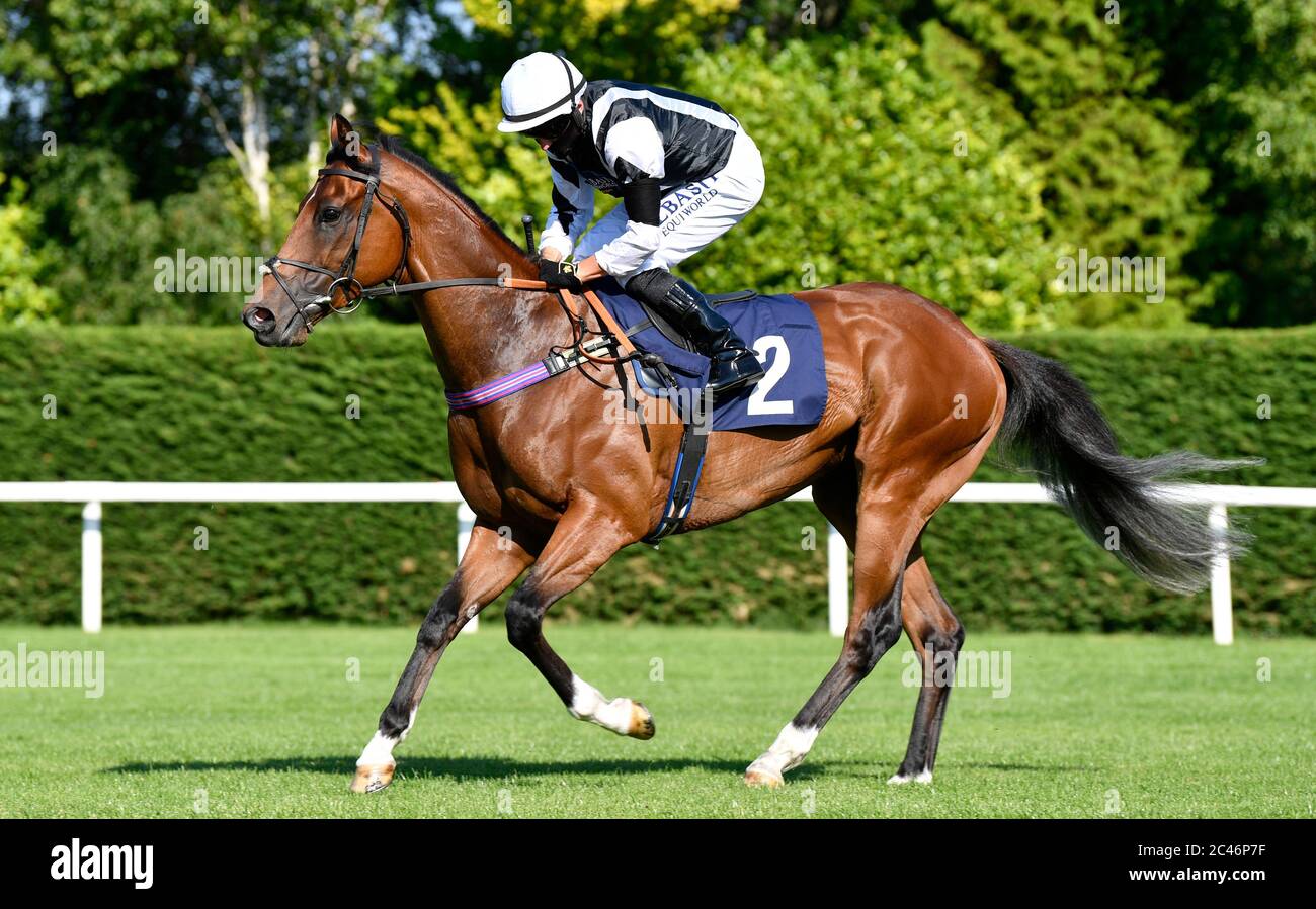 Amathus ridden by Tom Marquand wins the Follow At The Races On Twitter Median Auction Maiden Stakes at Windsor Racecourse. Stock Photo