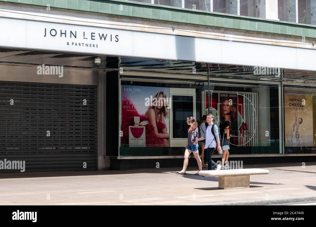 The flagship branch of the famous British employee own, profit share