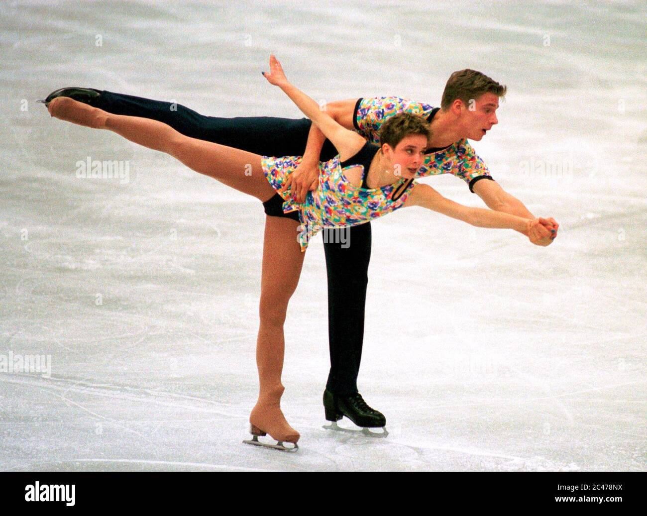 Gelsenkirchen Germany 31.10.1997, Figure Skating:   Sparkassen-Cup — Marina KAUTZ, Norman JESCHKE (GER) Stock Photo