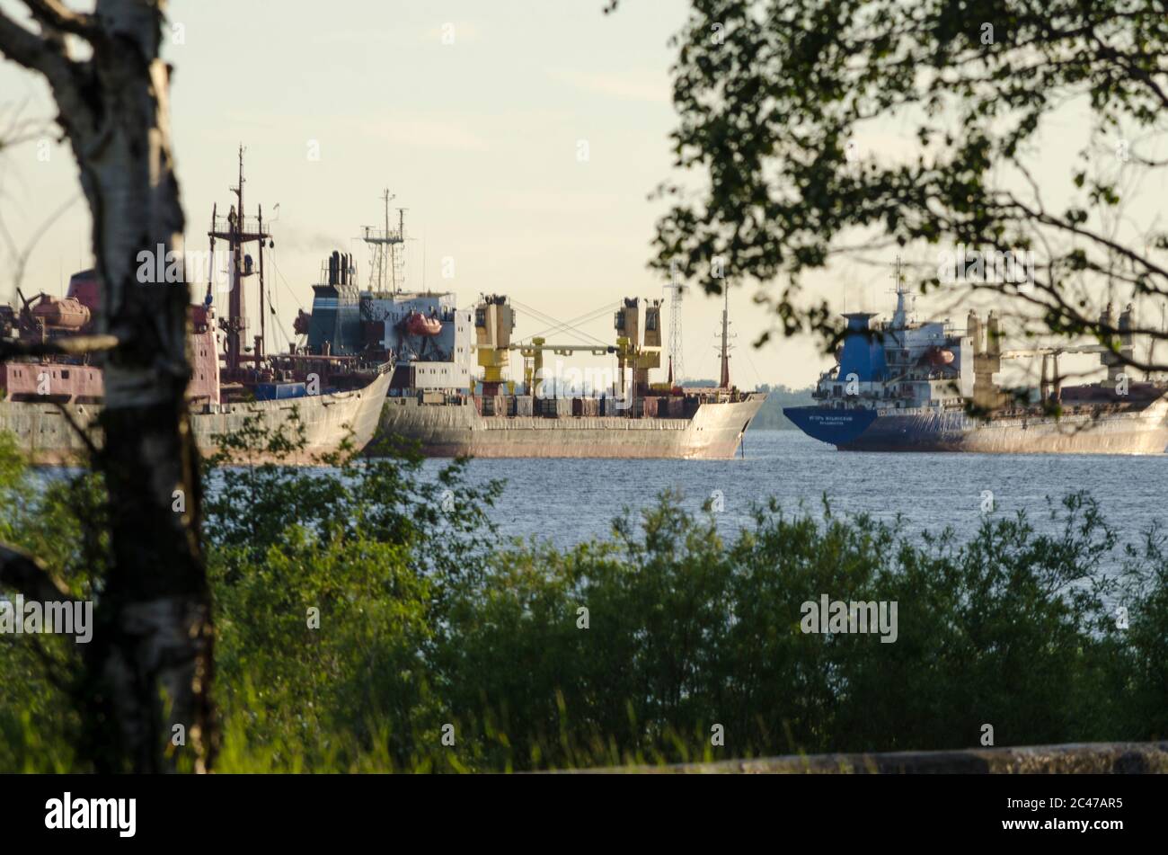 There are many dry cargo vessels on the roads of the port of ...