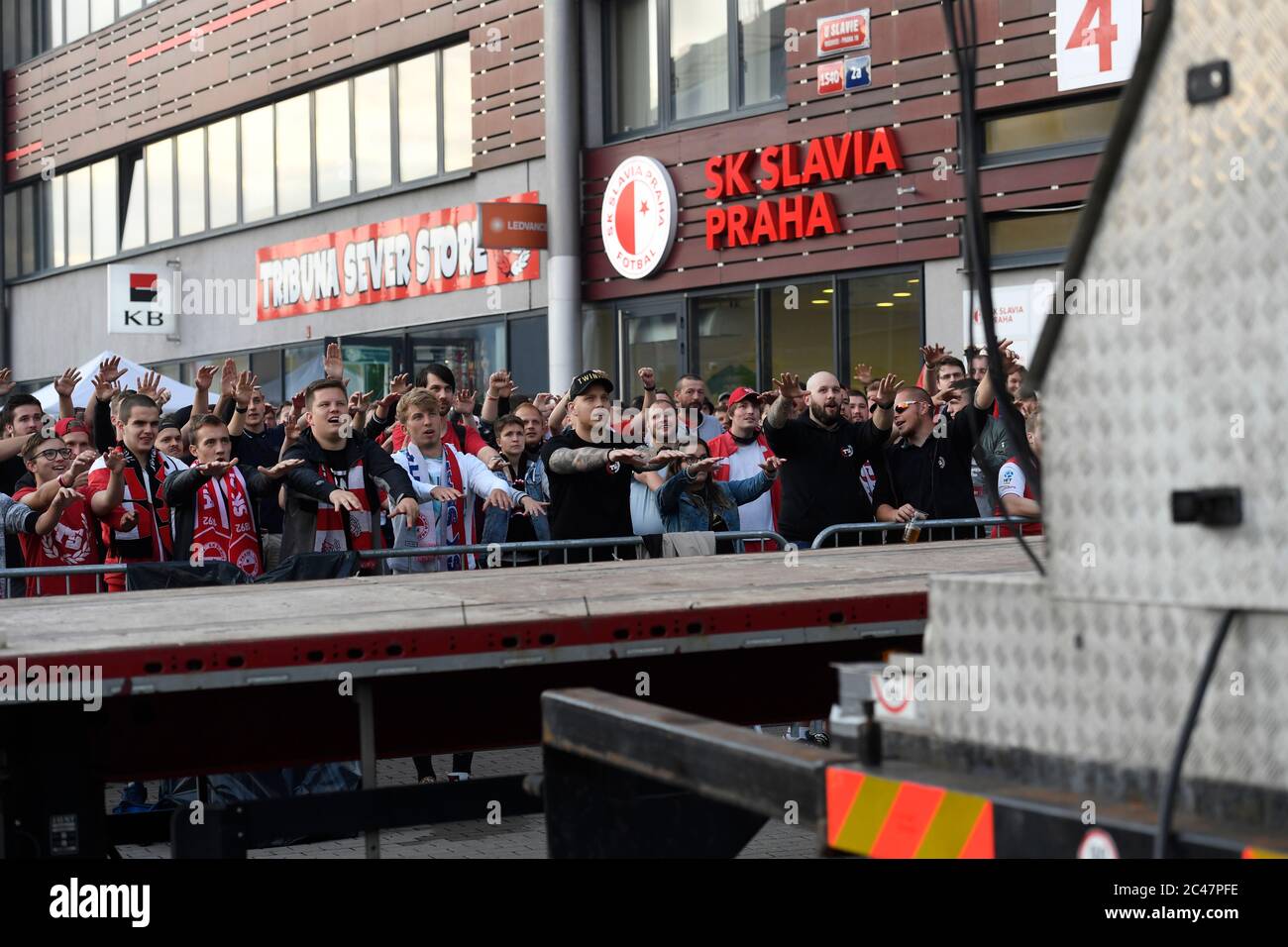 Slavia Prague fans fear for future after Chinese investment backfires, Slavia  Prague