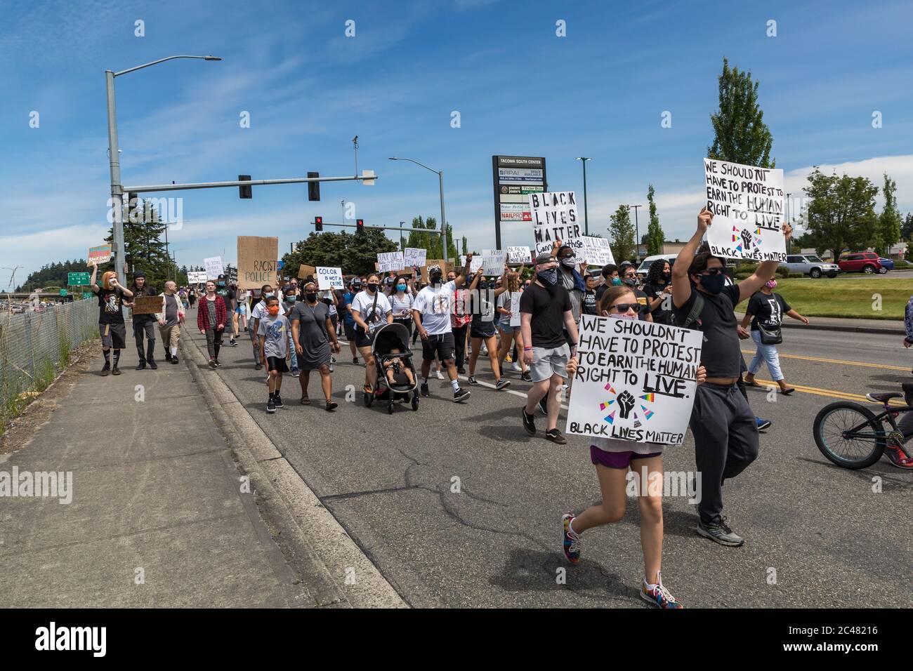 Tacoma, WA, USA 6/19/2020, Youth rally and march for Say Their Names, Black Lives Mater at Wapato Park Stock Photo