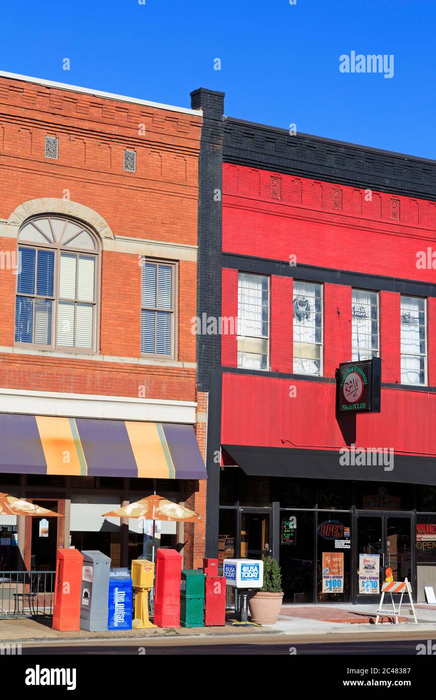 Tennessee chattanooga market street store hires stock photography and