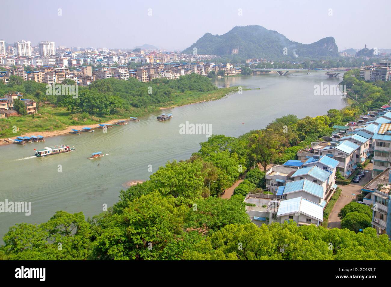The Li River flowing through Guilin Stock Photo