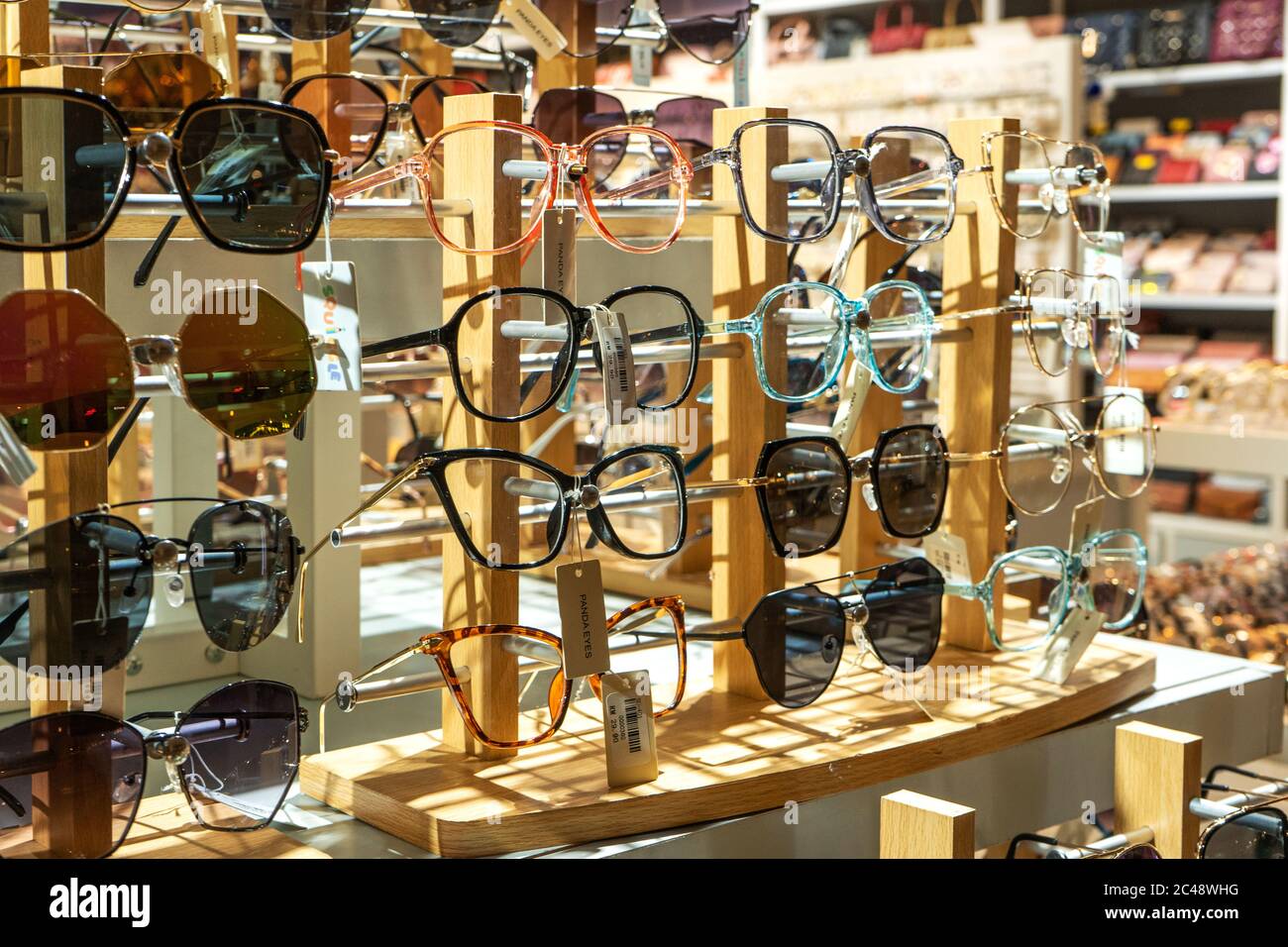 Showcase of sunglasses in a specialized store. Sunglasses store Stock Photo  - Alamy