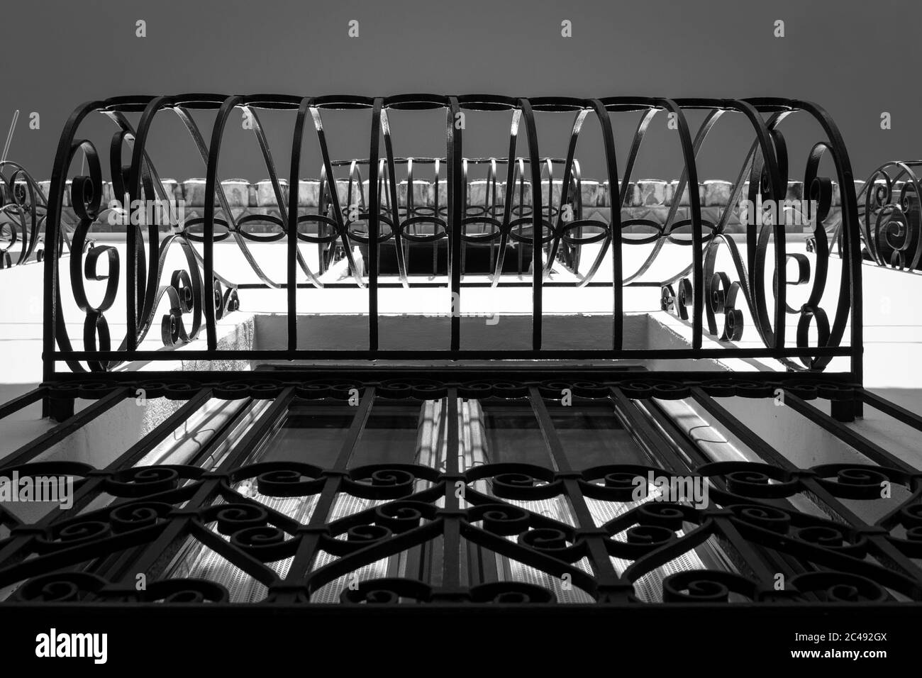 Metal Window Railing Texture Metal railings detail Black and White Stock Photos & Images - Alamy