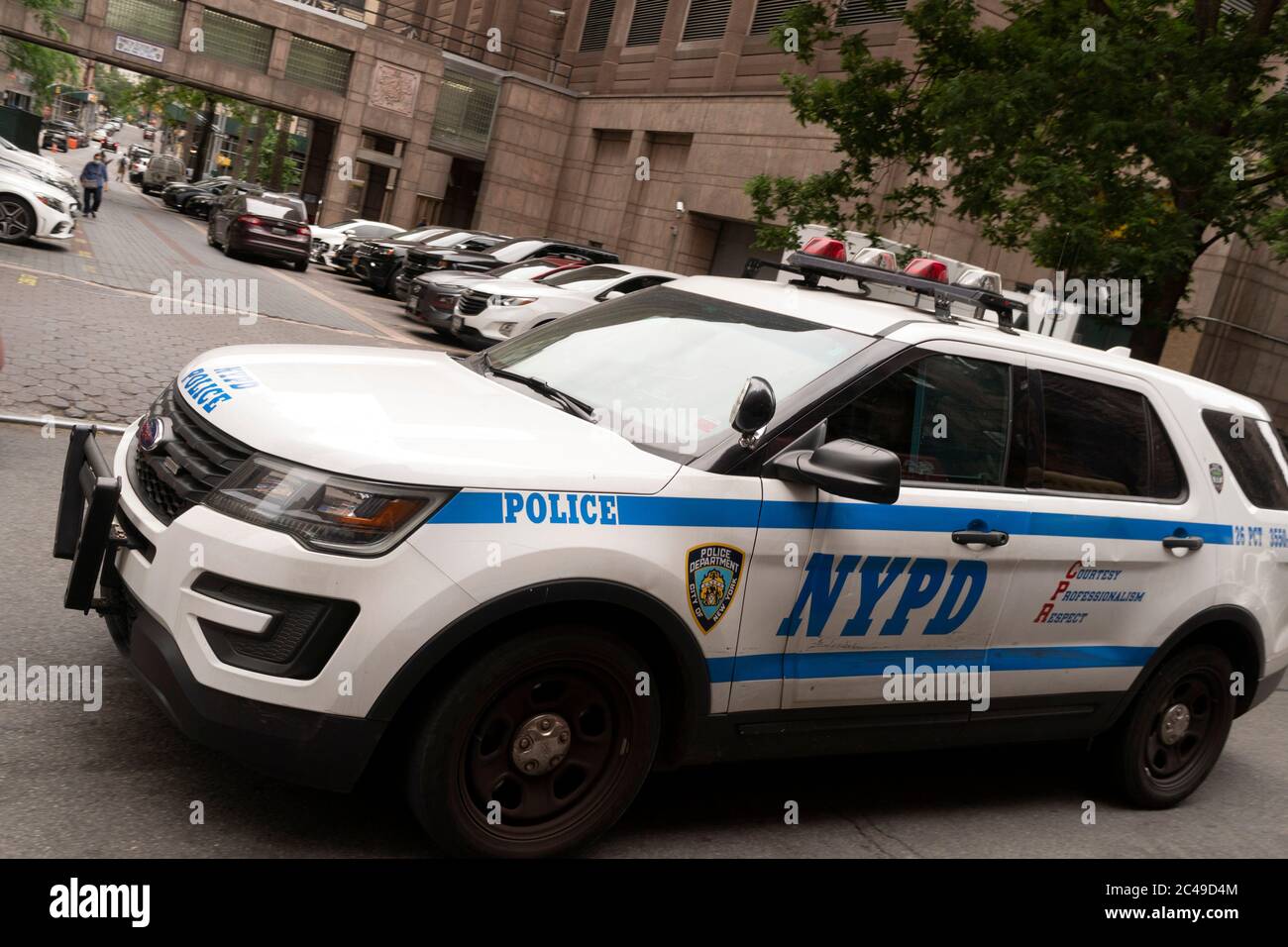 June 18, 2020, New York, New York, USA: NYPD police vehicle outside The  Tombs, the Manhattan Detention Complex jail..June 18, 2020. (Credit Image:  © John Marshall Mantel/ZUMA Wire Stock Photo - Alamy