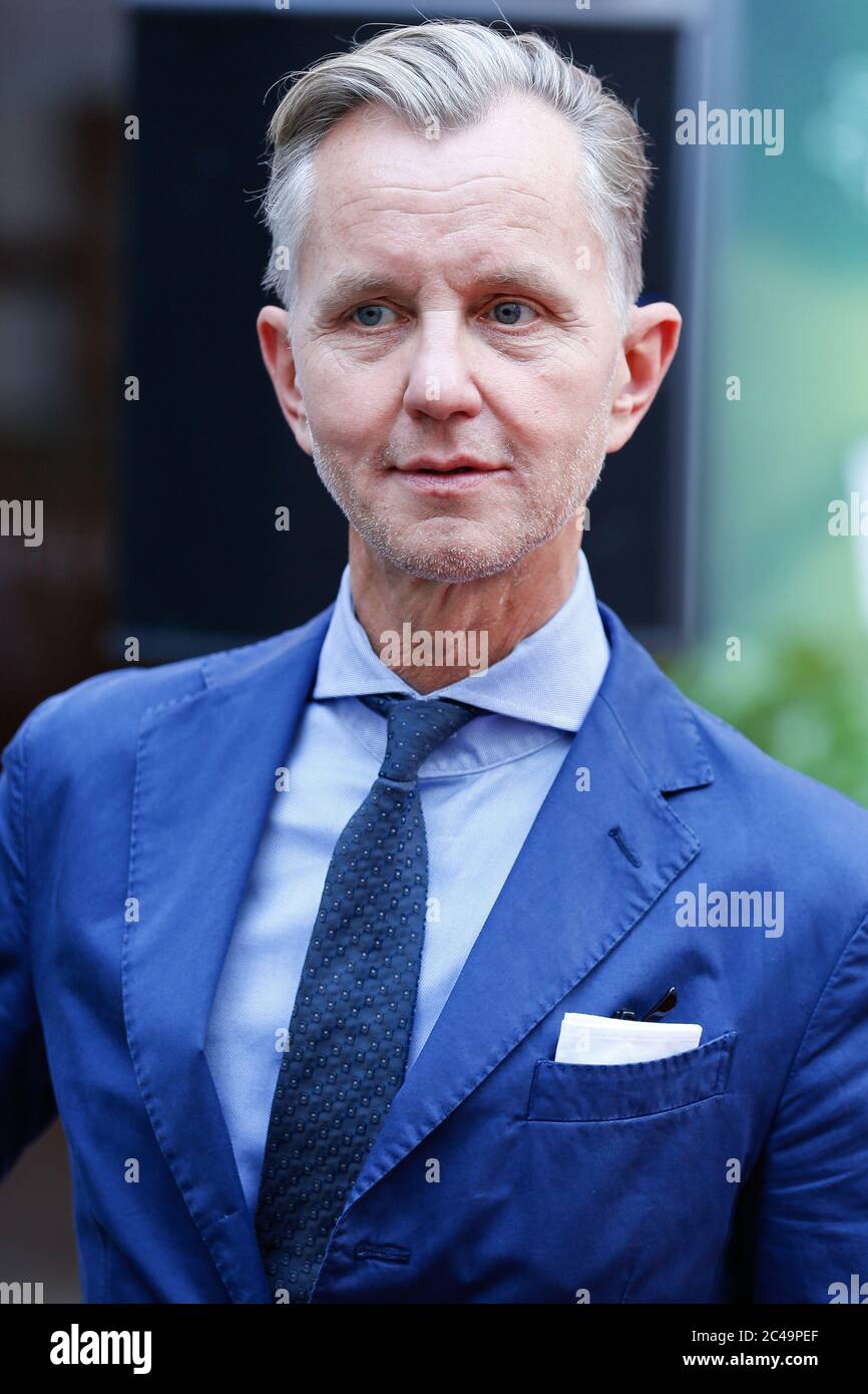 Berlin, Germany. 23rd June, 2020. Max Raabe at the "KulturKilometer of the  circus Flic Flac receives Laura and Meik" in the Admiralspalast. Laura and  Meik have walked 750 km to draw attention
